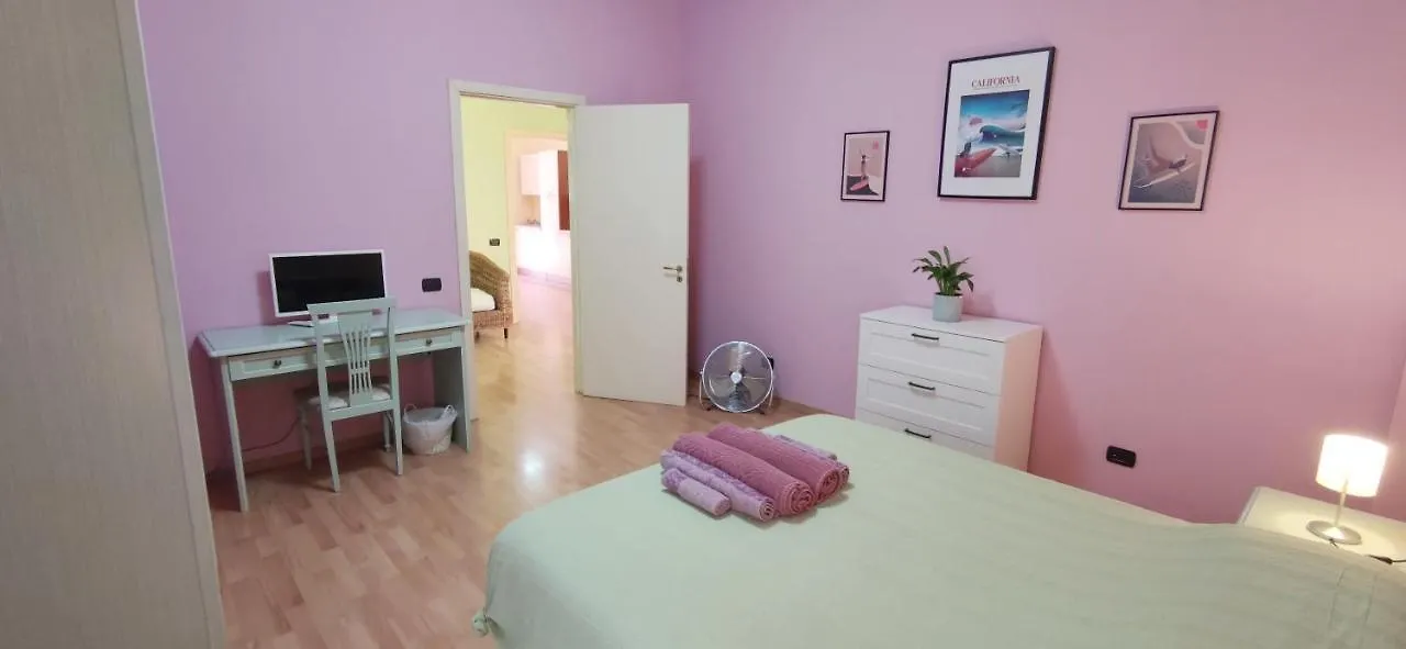 Family And Friends House Daire Lecce İtalya